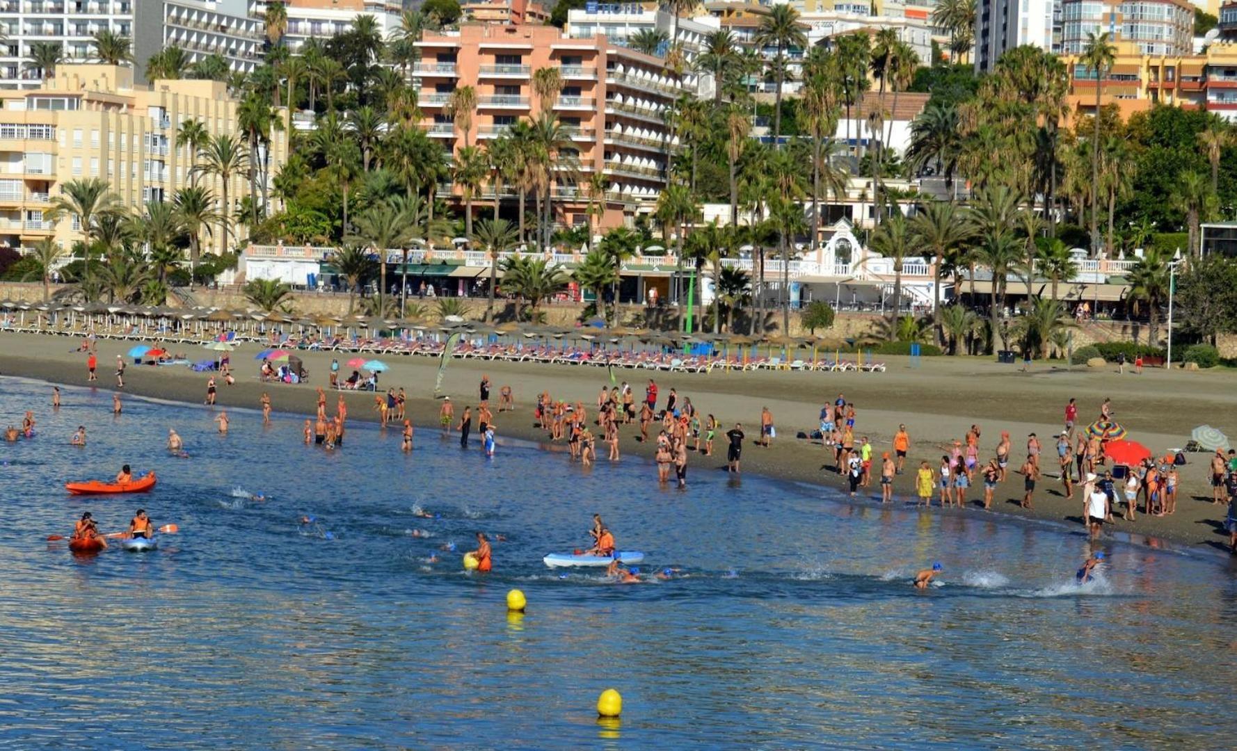Vivienda Con Encanto Goya Nº4 Benalmadena Luaran gambar